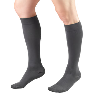Truform 20-30 mmHg Compression Stockings for Men and Women, Knee High Length, Closed Toe